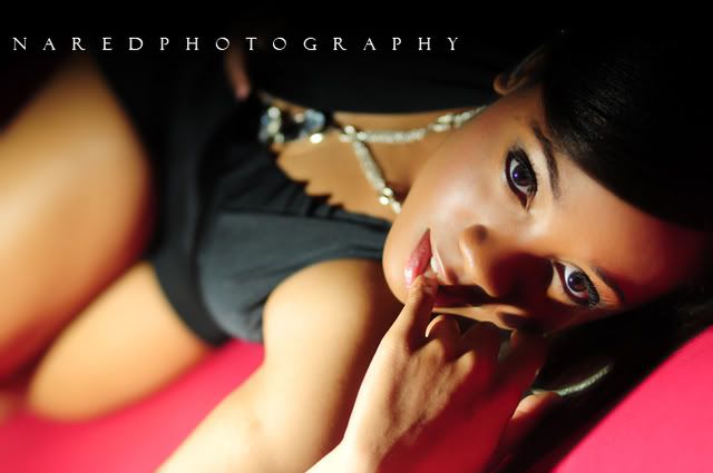 http://i138.photobucket.com/albums/q244/chanel_050/DSC_0186COMPLETED.jpg