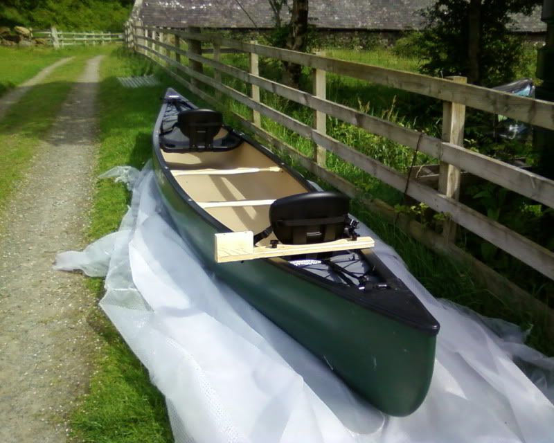 Canoe1.jpg