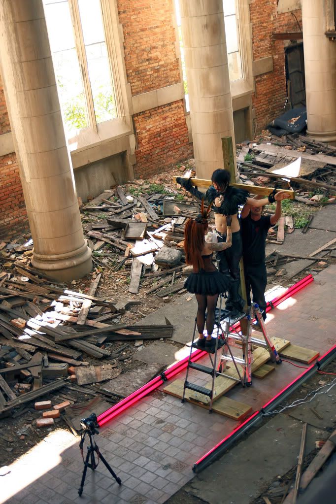 IMAGE: http://i138.photobucket.com/albums/q250/jlogic_2000/ZZZZ002.jpg