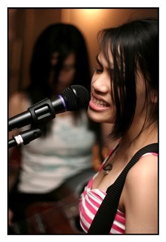 IMAGE: http://i138.photobucket.com/albums/q251/macky_664/apocalipstick/AL48.jpg