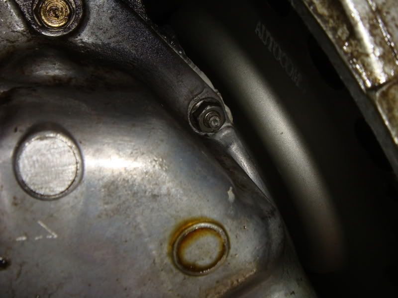 Rear Main Seal leak. maybe ? HondaTech Honda Forum Discussion