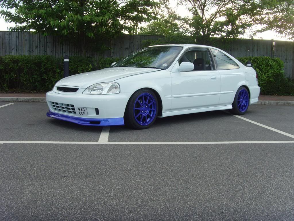 [Image: SNV36306_zps96495c42.jpg]