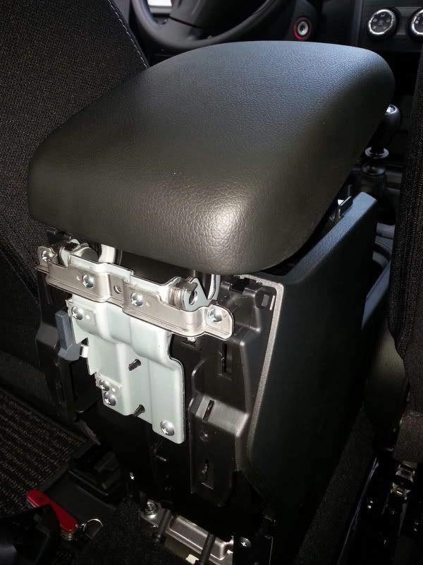 ('14-'18) Adjustable armrest - Subaru Forester Owners Forum