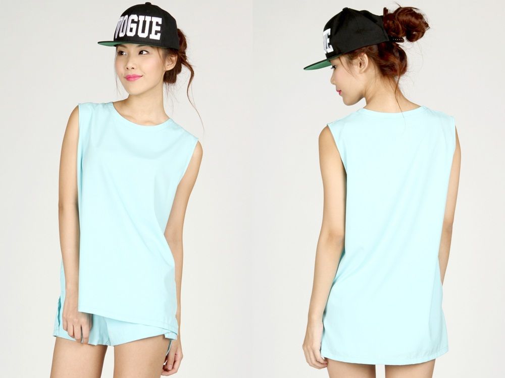photo DRMERSBASICSLEEVELESSTOP_zps380127a6.jpg