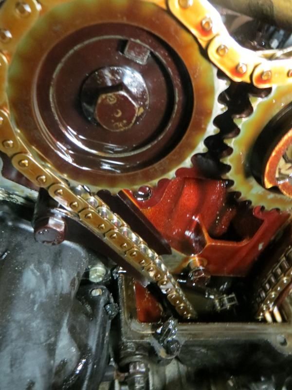 DIY Replacing timing chains, tensioners and guides on a 12v VR6