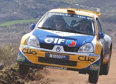 2004-PedroMatosChaves-RenaultClioS1.jpg