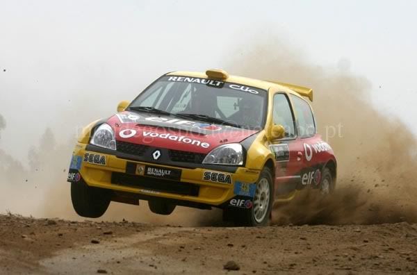 2005-PedroMatosChaves-RenaultClioS1.jpg