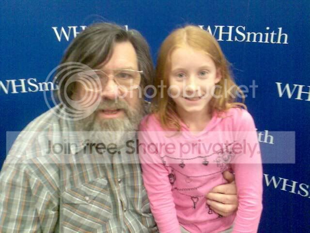 My cousin izzy with ricky tomlinson