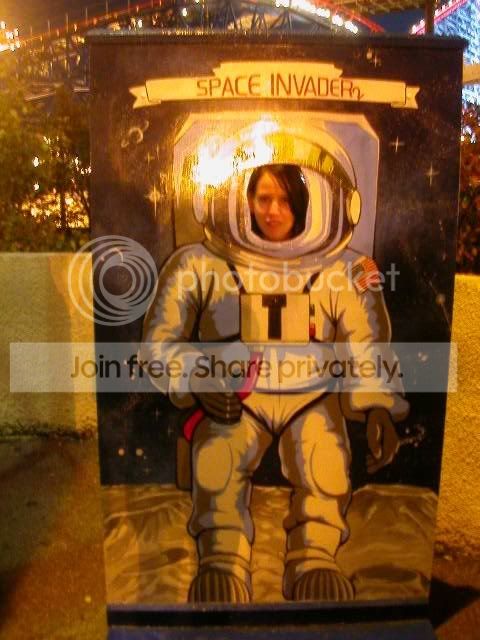 grays as an astronaught